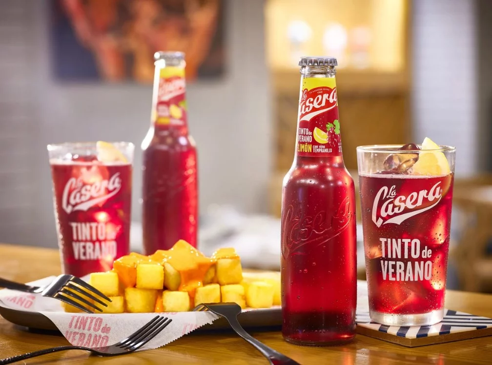 Ordenan la retirada inmediata de este conocido vino en España y advierten que no lo bebas 2 Moncloa Lotes afectados y detalles del producto