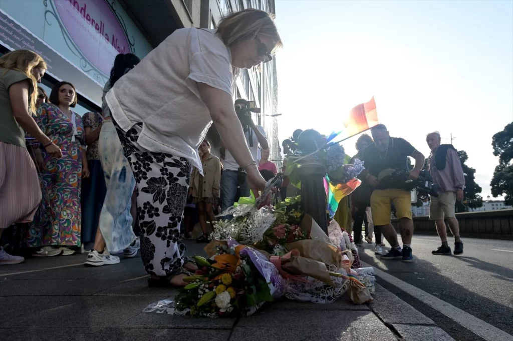 Los presuntos asesinos de Samuel Luiz se acusan entre ellos 2 Moncloa Homenaje a Samuel en el lugar que tuvo lugar el crimen.