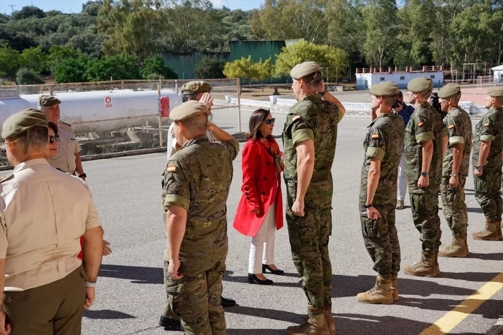 Militares ante Margarita Robles.