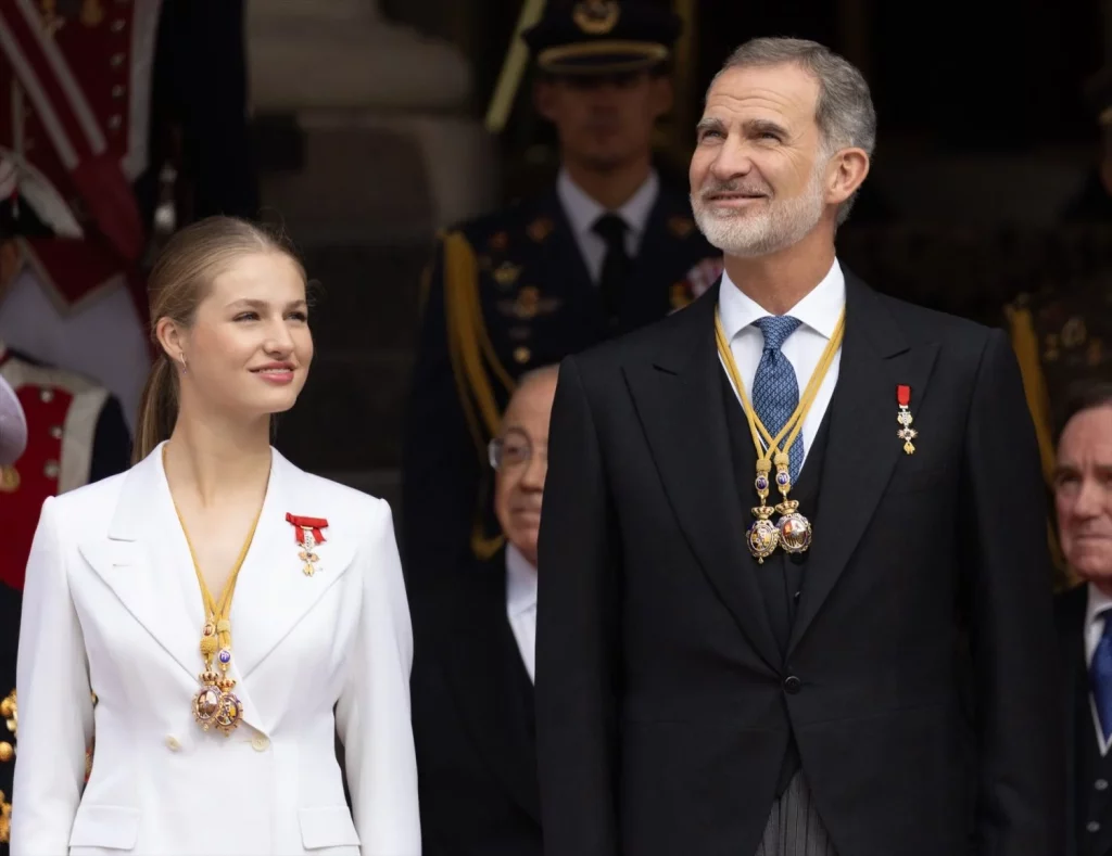 EuropaPress 5546007 princesa leonor rey felipe vi salida acto jura constitucion cortes Moncloa