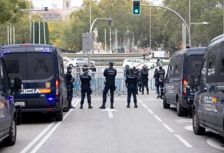 Lío de nuevo en la Policía con las medallas a comisarios jubilados