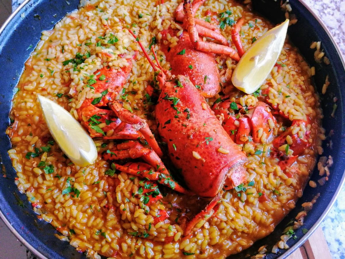 Despídete de la paella y prueba el cremoso arroz gallego con gambas 3 Moncloa VARIEDADES Y ALTERNATIVAS AL ARROZ GALLEGO