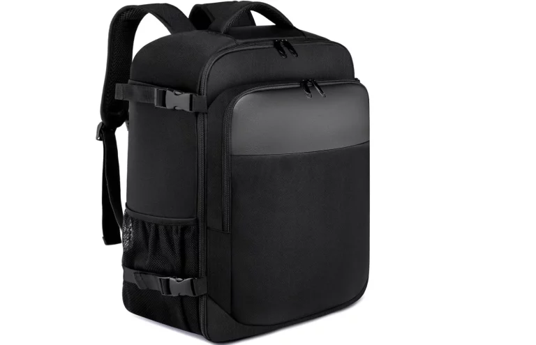 Nunca vuelvas a viajar sin esto: la mochila de cabina impermeable de Carrefour que ahora cuesta solo 25 euros