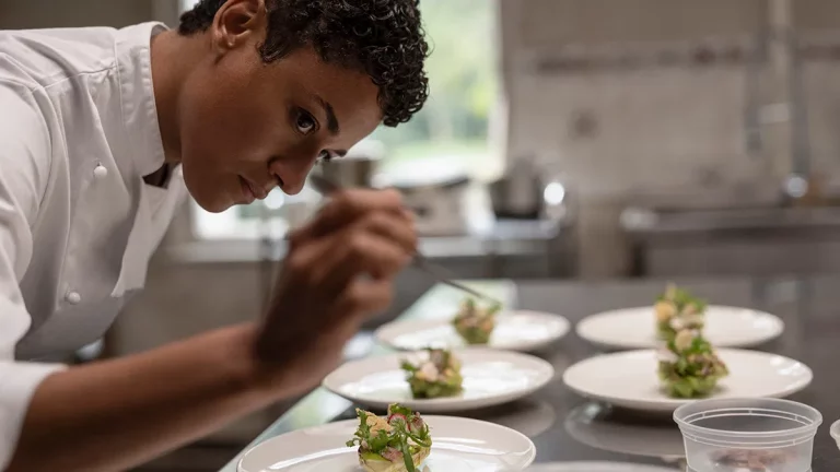 Carmy deja la cocina: el giro radical en el final de ‘The Bear’ que nadie vio venir en Disney+