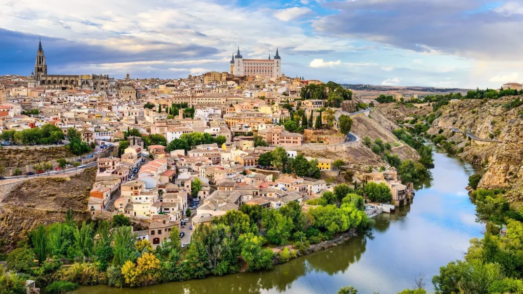 El olor a primavera y el viaje perfecto: 3 destinos baratos en España