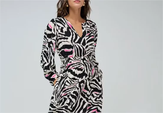 El animal print vuelve a estar de moda en otoño, así que no te pierdas estos chollos de El Corte Inglés 3 Moncloa vestido midi Moncloa