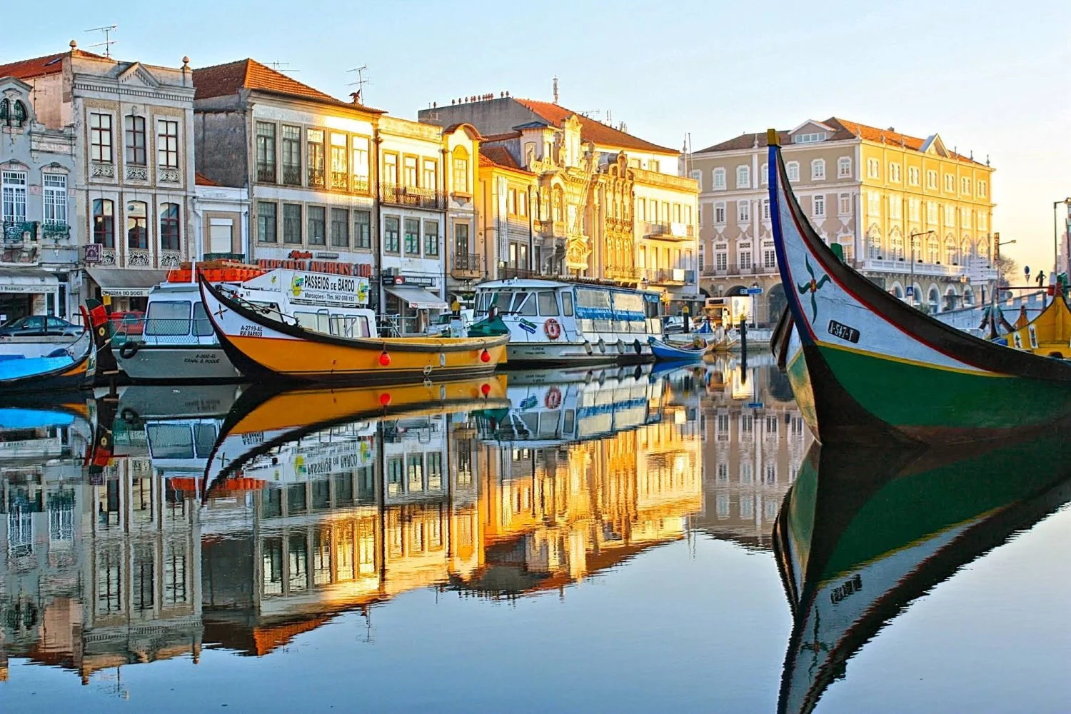A dos horas en coche de España, la Venecia portuguesa te cautivará por su tranquilidad y precios 3 Moncloa LA BELLEZA NATURAL DE AVEIRO Y SUS ALREDEDORES