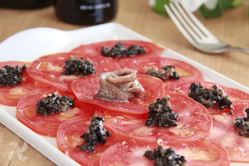 DISFRUTANDO DEL CARPACCIO DE TOMATE EN CENAS SALUDABLES