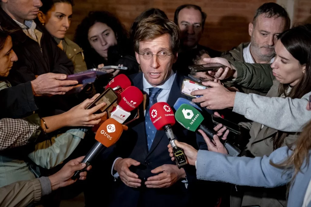 EuropaPress 6281400 alcalde madrid jose luis martinez almeida atiende medios comunicacion Moncloa