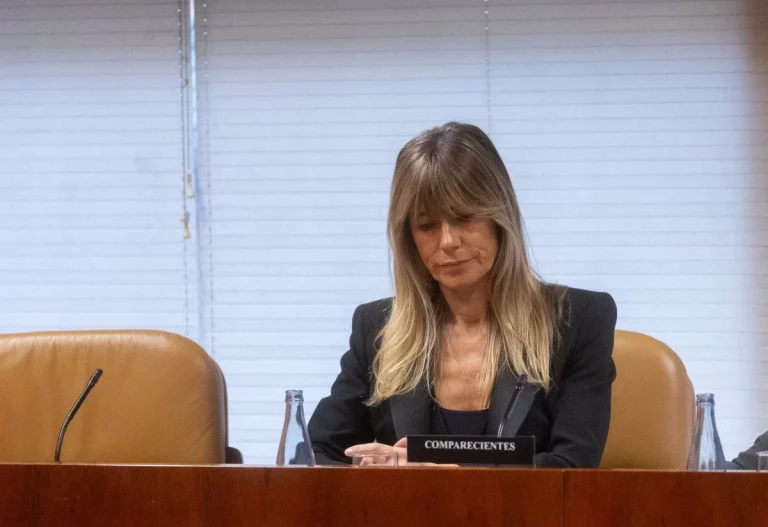 Begoña Gómez, imputada por cinco delitos, en la comisión de investigación por la cátedra extraordinaria de la Asamblea de Madrid. EP