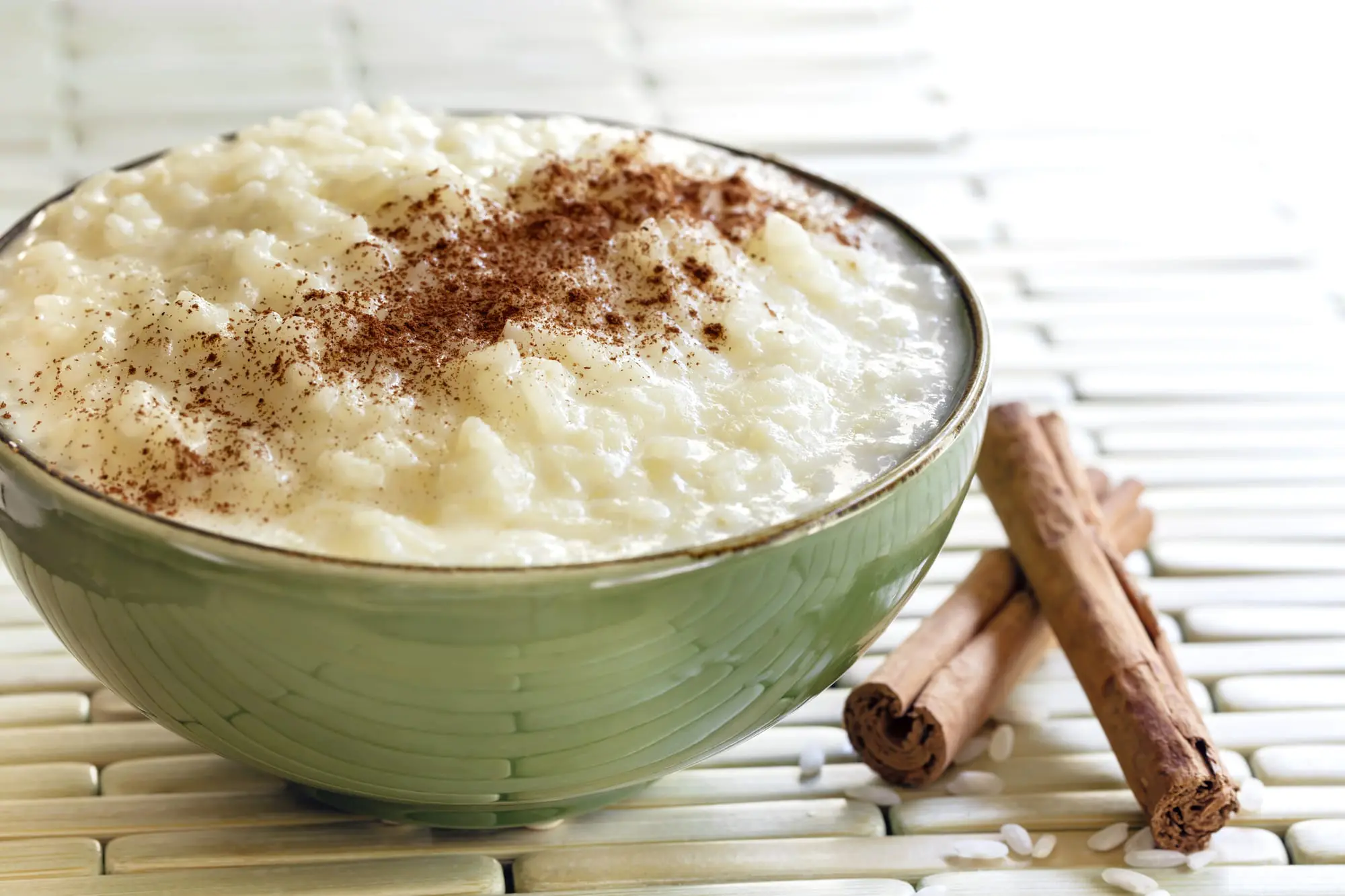 Receta de arroz con leche en microondas, el postre de la abuela ahora mucho más fácil 3 Moncloa CONSEJOS Y TRUCOS PARA UN ARROZ CON LECHE PERFECTO