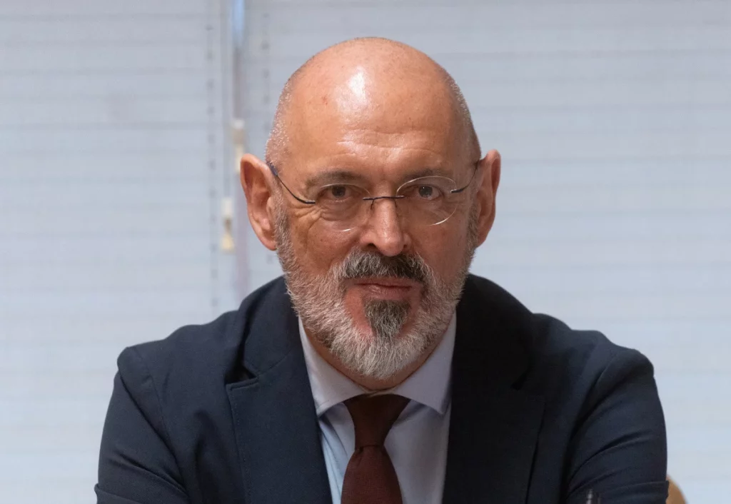 Las 25 personas más influyentes en España en el área de la Educación 7 Moncloa El rector de la Complutense, Joaquín Goyache Goñi, en la comisión de investigación de la Asamblea de Madrid