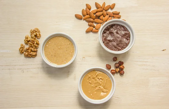 Helado de turrón navideño fácil y saludable en 10 minutos y con solo dos ingredientes 1 Moncloa Ingredientes clave para el helado de turrón navideño