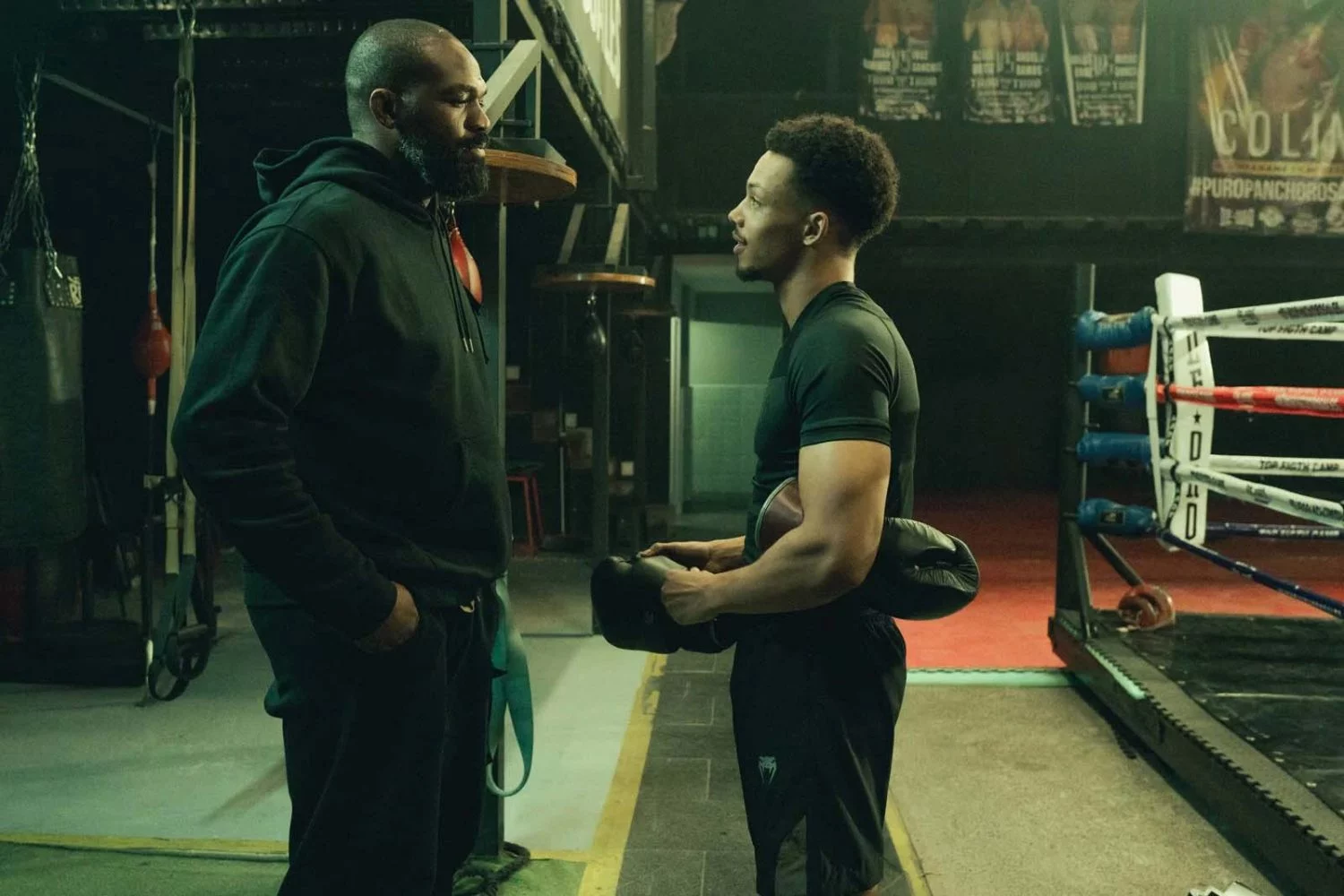 Netflix estrena un drama de 5 episodios que te llevará de vuelta al universo de 'Rocky' 2 Moncloa Una serie cargada de dramas y grandes escenas de pelea protagonizada por grandes estrellas de la UFC