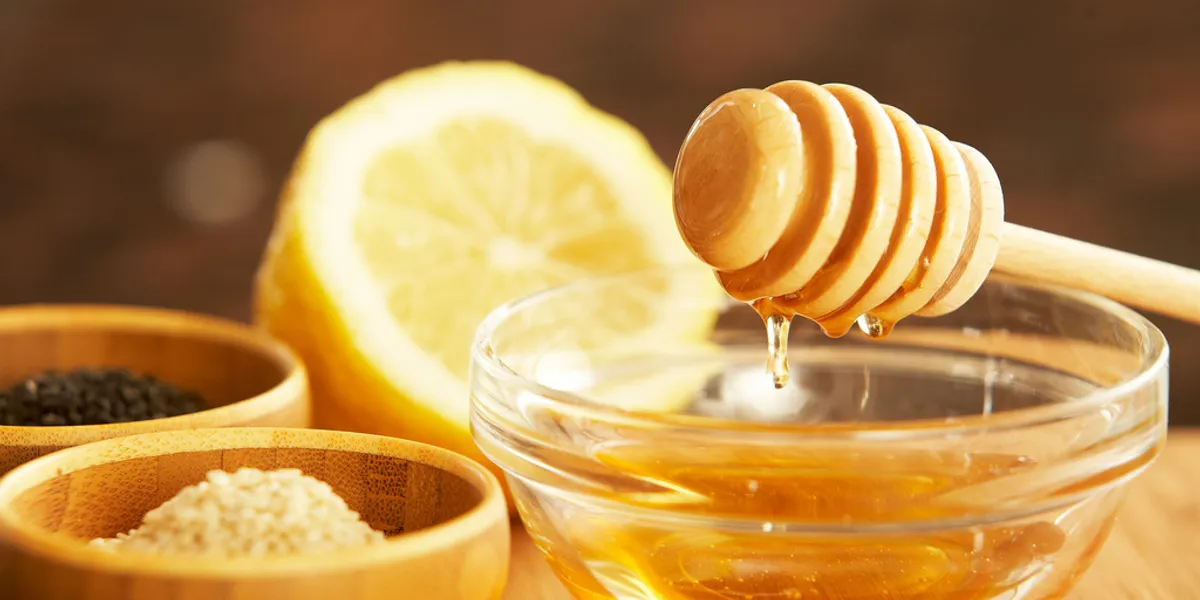 El viagra natural del Mediterráneo que tienes en tu mesa 3 Moncloa LA MIEL MEDITERRÁNEA: UN TESORO NATURAL DE NUESTRA REGIÓN