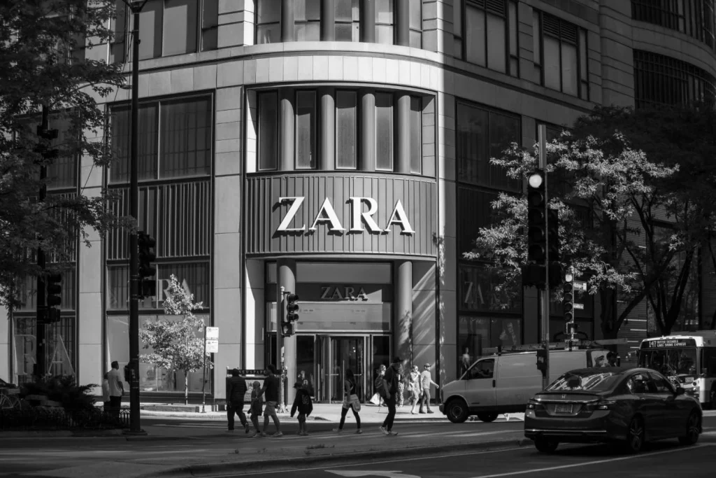 El Apartamento ya está en Madrid: la experiencia de compra exclusiva que Zara guardaba en secreto 1 Moncloa Zara apuesta a una mega tienda que combina todo