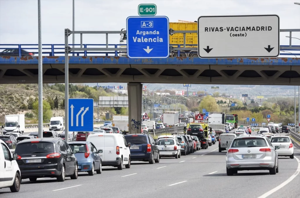 EuropaPress 4371372 trafico a 3 altura rivas dia arranca operacion salida semana santa 2022 Moncloa