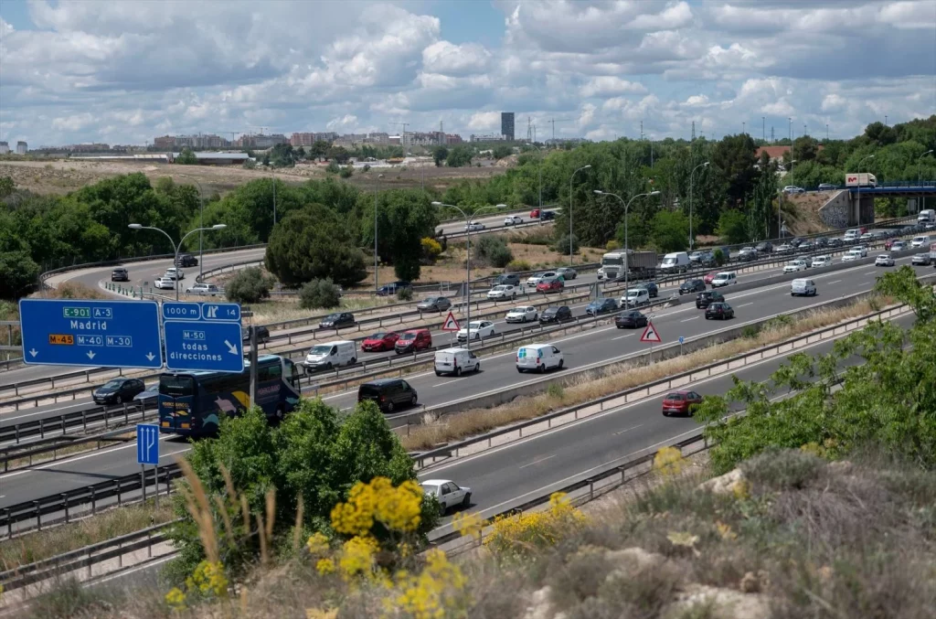 EuropaPress 5193068 atasco autovia a 3 altura entrada rivas 12 mayo 2023 madrid espana Moncloa