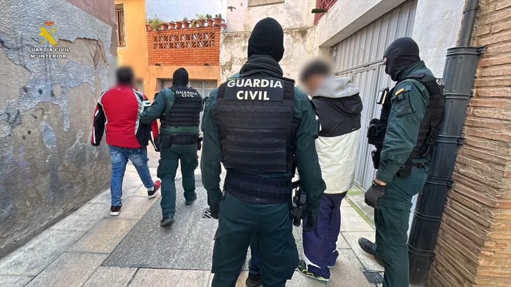 La Guardia Civil inquieta por su futuro en Cataluña 2 Moncloa EuropaPress 6380613 cuatro detenidos nuevo golpe guardia civil trafico drogas casco antiguo Moncloa