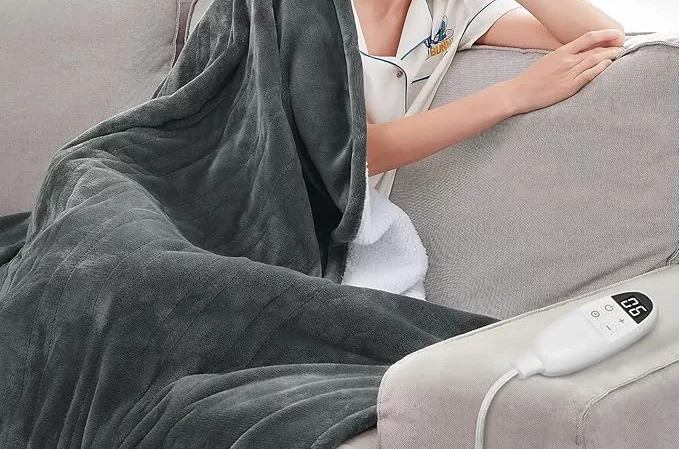Amazon dispara con el gadget de 2025 que promete cambiarlo todo en este invierno 2 Moncloa Una manta de uso práctico y cuidado sencillo