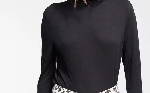 Bimba y Lola, Lola Casademunt y muchas marcas más en El Corte Ingles son perfectas para regalar estas navidades 4 Moncloa camiseta mujer Moncloa