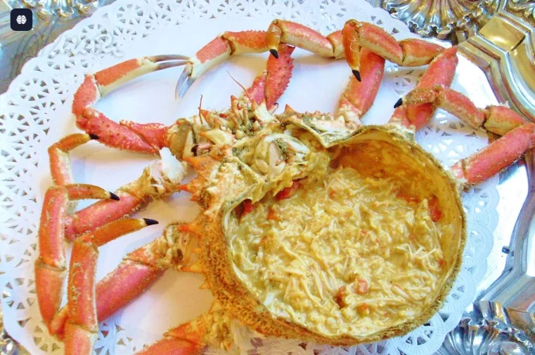 DISFRUTANDO DEL CENTOLLO RELLENO EN TU CENA DE NAVIDAD