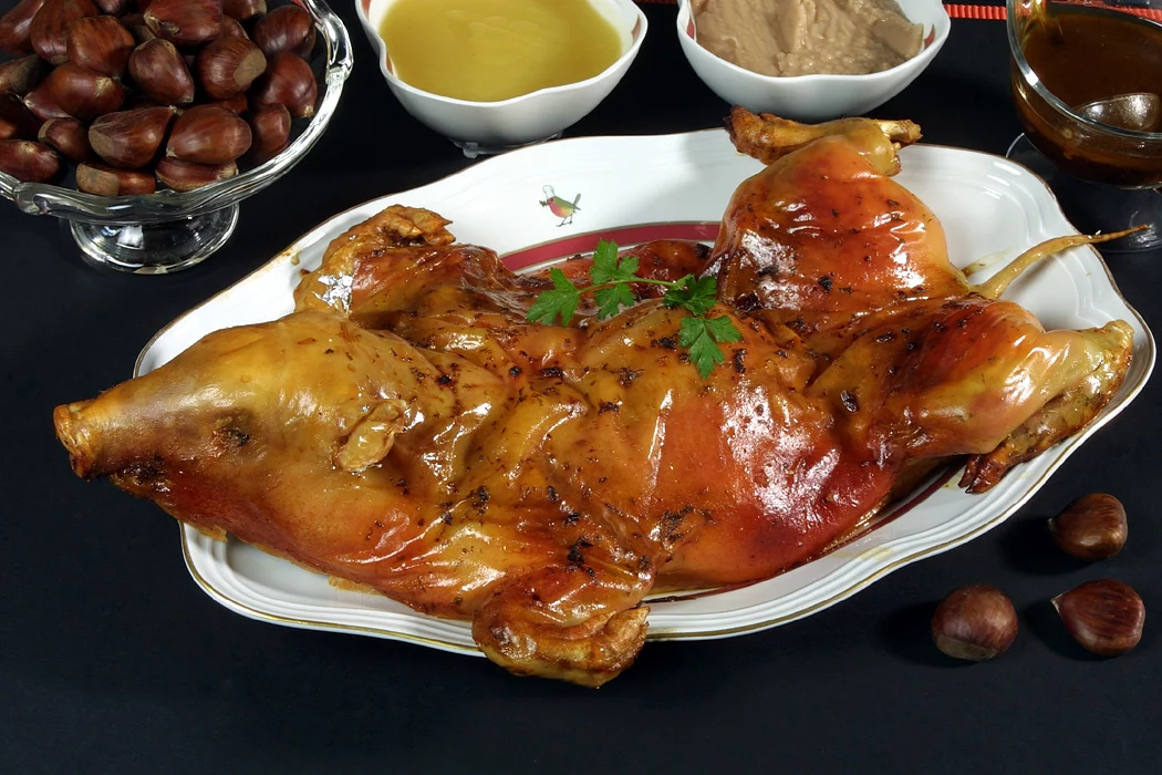 El secreto Michelin que hará que tu cochinillo sea legendario 1 Moncloa LA ELECCIÓN DEL COCHINILLO: UN PASO FUNDAMENTAL HACIA LA EXCELENCIA