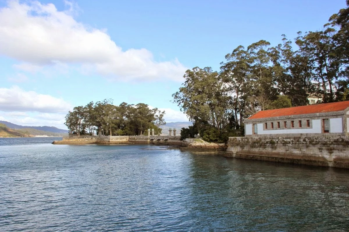La joya de Galicia que enamoró a Julio Verne 2 Moncloa JULIO VERNE Y SU ENCUENTRO CON SAN SIMÓN