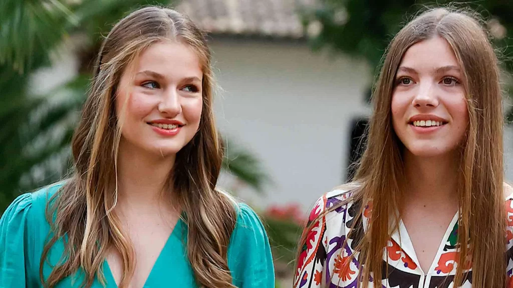 La decisión que dejó a Leonor y Sofía fuera del cumpleaños de Amalia de Holanda 2 Moncloa Las responsabilidades de Leonor y Sofía