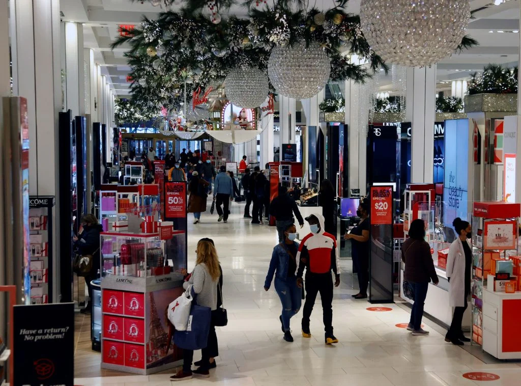 La OCU te ayuda a ahorrar en una Navidad marcada por la cesta más cara en 9 años 1 Moncloa 2024 presenta una Navidad con precios máximos