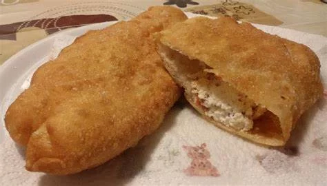 Desde Nápoles a España, así se prepara la pizza frita que todos quieren probar 2 Moncloa EL PROCESO DE ELABORACIÓN DE LA PIZZA FRITA