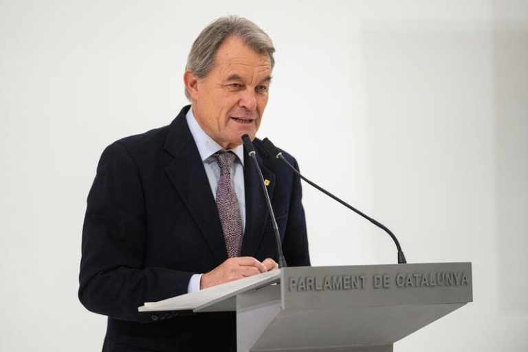 Artur Mas advierte al PSOE sobre el fallido decreto ómnibus: «La culpa suele recaer en quien tiene más poder»