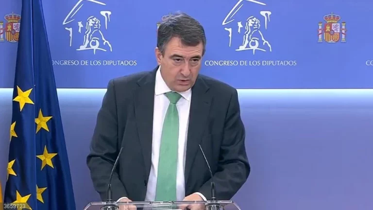 PNV pide elecciones a Sánchez mientras ERC agita las ‘cloacas del PSOE’