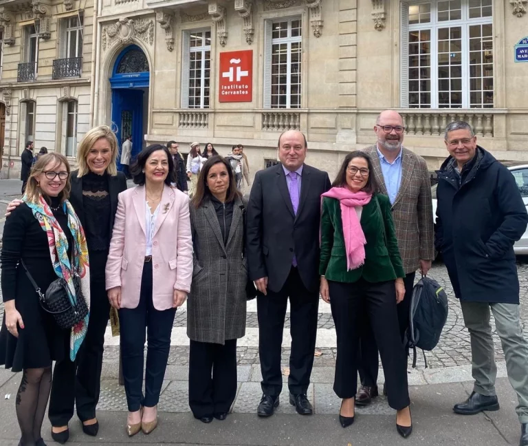 PNV acusa a Feijóo «y los suyos» de llevar al PP a una «posición neofranquista» en su ataque por el palacete de París