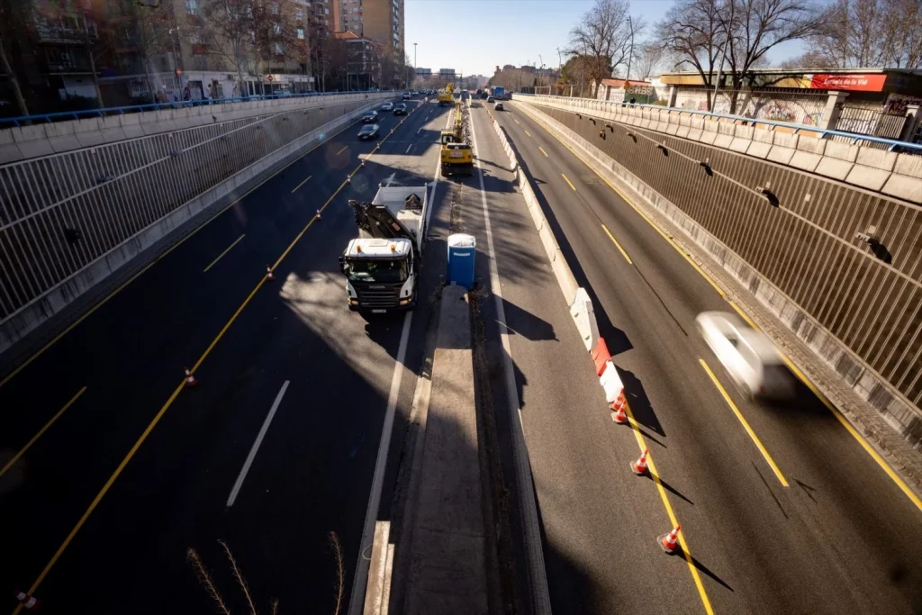 EuropaPress 6454513 obras a 5 15 enero 2025 madrid espana capacidad a 5 reducido mitad Moncloa