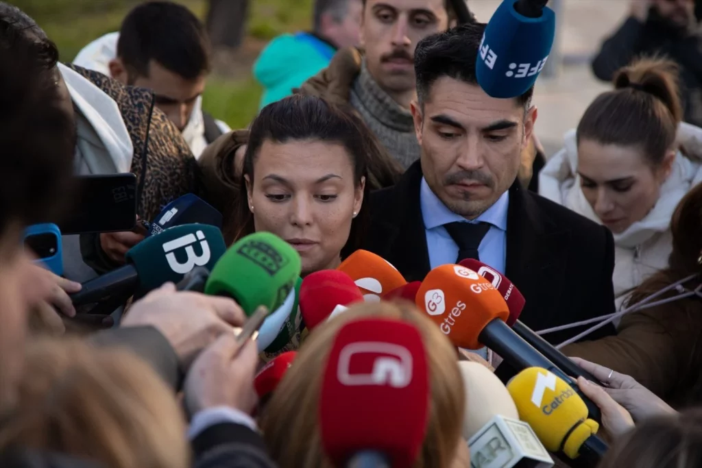 Elisa Mouliaá a su llegada al juzgado Elisa Mouliaá a su llegada al juzgado. (Fuente: Agencias)