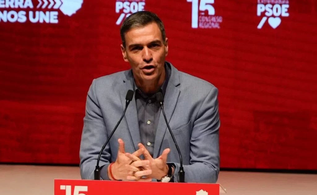 El PP, pillado a contrapié con Telefónica, Indra y Banco Sabadell: «No estamos centrados» 1 Moncloa Pedro Sánchez, presidente del Gobierno, modifica la cúpula de Telefónica e Indra para crear un «campeón nacional»