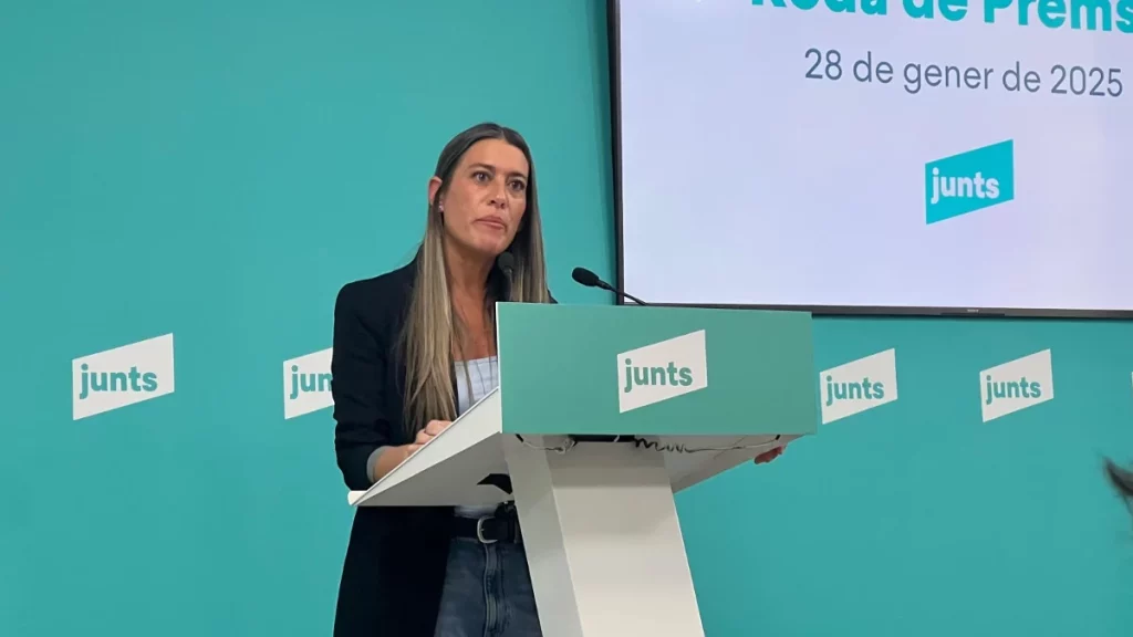 Míriam Nogueras, la emisaria de Carles Puigdemont, para presionar al PSOE de Pedro Sánchez hasta el final | Fuente: Agencias