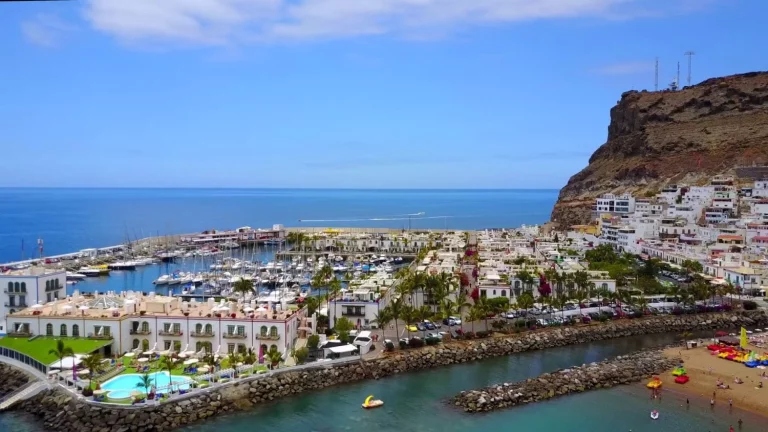 La medida radical del pueblo pesquero más bonito de España cobra entrada para limitar turistas