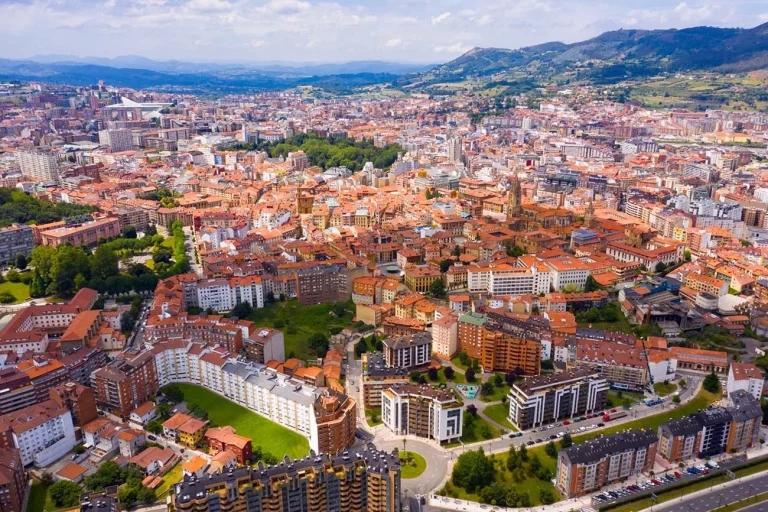 ‘The Sun’ ha hablado: esta ciudad española es parada obligatoria en 2025