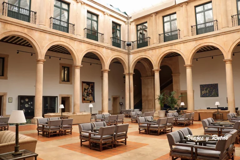 Dormir en un palacio barroco es posible en este increíble pueblo de Burgos