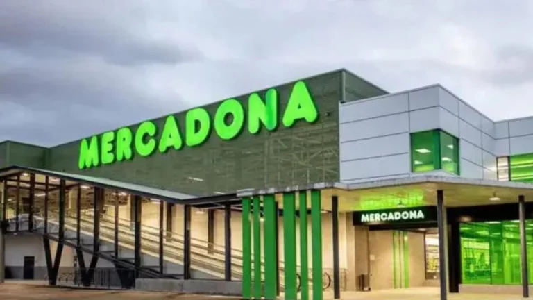 Mercadona te ayuda con la cena de fin de año con este pack de deliciosos canapés