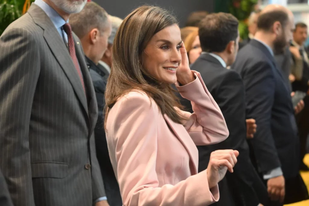 Una experta en protocolo desvela el último error de la reina Letizia y la compara con otras royals 1 Moncloa WhatsApp Image 2025 01 30 at 12.03.03 AM Moncloa