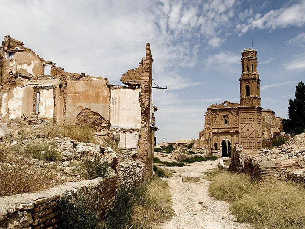 Si Walking Dead tuviera un pueblo español, sería este que está pronto a desaparecer 22 Moncloa Los tesoros arqueológicos del Walking Dead español