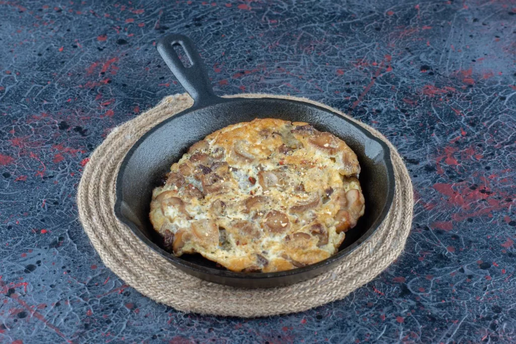 La tortilla de siempre queda atrás, Mercadona arrasa con su nueva opción gourmet 14 Moncloa frying pan omelet with vegetables 1 Moncloa