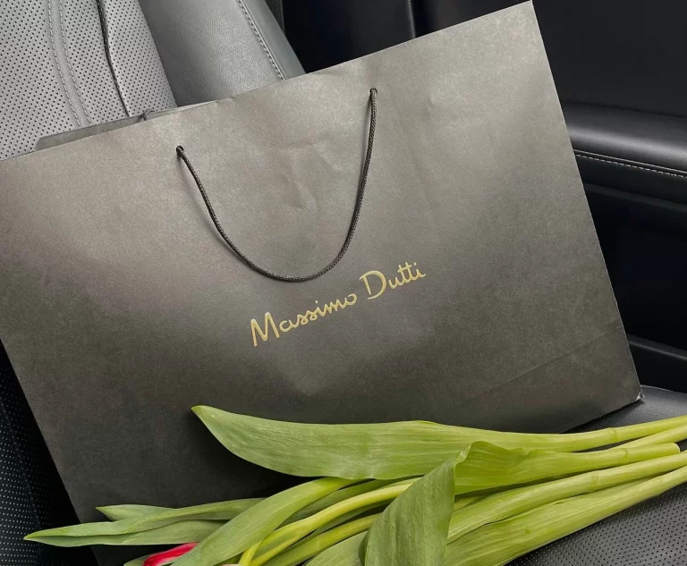 Massimo Dutti rebaja su abrigo más elegante a precios de Lefties o Primark