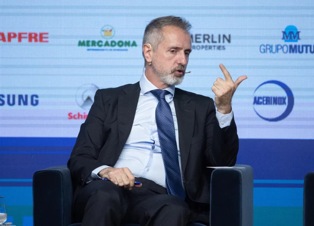 La «toma de poder» de Moncloa en Telefónica: «La fusión solo es posible con la división de Indra» 1 Moncloa Marc Murtra, presidente de Telefónica y expresidente de Indra tras un sábado de movimientos en el Ibex 35 por el Gobierno de Pedro Sánchez