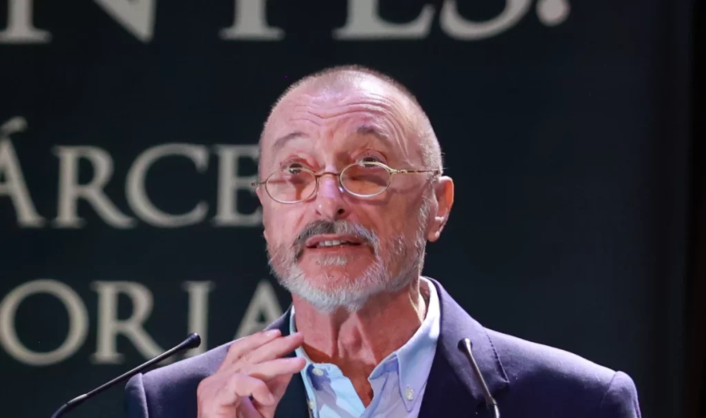 Las 50 personas más influyentes de España en el área de la cultura 4 Moncloa Arturo Pérez-Reverte, escritor y excorresponsal de Guerra