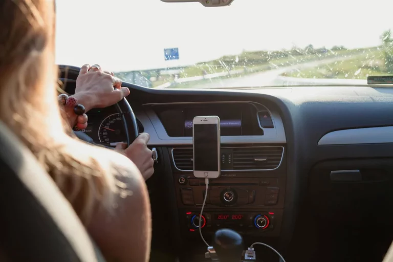 La DGT sorprende: este pequeño elemento de 50 euros será obligatorio en 2026