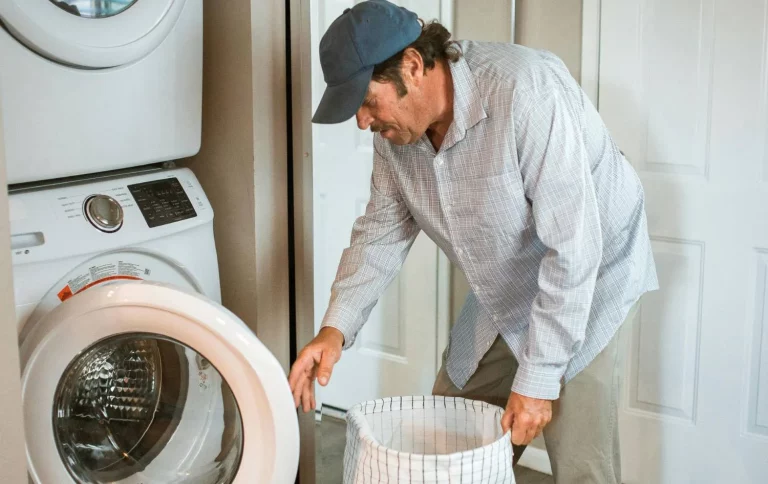 Leroy Merlin deja en ridículo a las secadoras con este truco para secar ropa en casa
